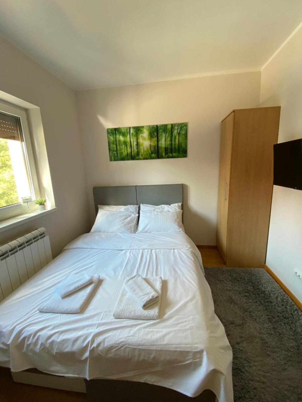 Mipet Apartmani ซลาตีบอร์ ภายนอก รูปภาพ